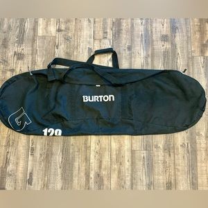 Burton snowboard bag in excellent condition